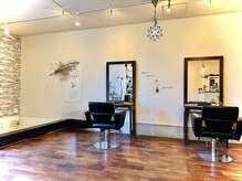 ヘアーサロンジジ(Hair Salon JIJI)