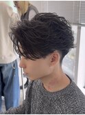 センターパートフェザーパーマフェザーショート刈り上げコンマ