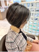 暗めでも重くならないショートボブ