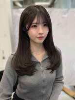 アリュウル 表参道 青山(Allure) 赤み消しオリーブグレージュ×トレンドレイヤーカット◯伊藤