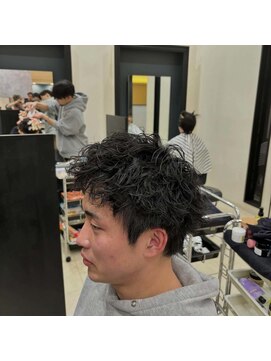 フィーロ(felo) 無造作スパイキーショート