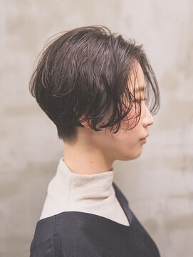 ニイ(nii.) ショートボブヘア