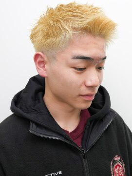 カーウォッシュバーバー(CARWASH BARBER) メンズカットアップバングハイトーンスパイキーショート0306