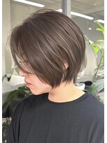 ジービージー(GBG)&nbsp;くびれショートボブ40代50代グレイカラー白髪染め白髪ぼかし