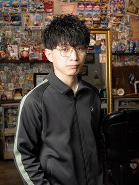 サンアンドマーリィズバーバー 駅前店(SON&MARLEY'S BAR BER) ツイストスパイラル/波巻き/本厚木/フェード
