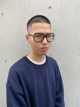 タケシズバーバー(BARBER) ボウズスキンフェード
