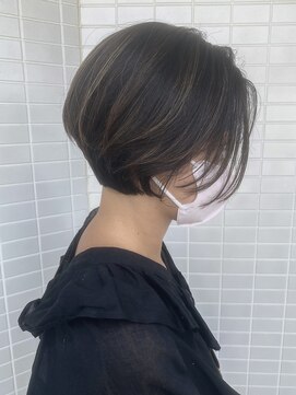 オーシャン(Ocean) ［OCEAN Hair&Life 水田成美］大人気☆前髪なしショートボブ