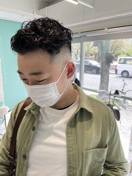 リーホリエ(Lee Horie) パーマスタイル