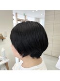 ショートボブで可愛く
