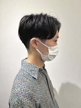 リリアーナ(LILIANA) センターパート　ニュアンスパーマ　メンズ　パーマ　池袋