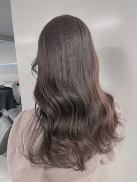 サイ(sai) グレージュ　暗髪　韓国風カラー　ブリーチなし