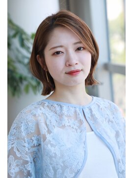 キッカ 朝日ヶ丘(CHICCA) くびれボブ