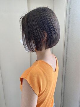 ヘアーデザイン シュシュ(hair design Chou Chou by Yone) 大人のシルバーグレージュ&ミニボブ♪