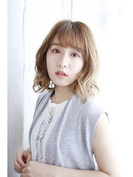 シュシュット(chouchoute) 斜めバングデザインカラーシルキーベージュグレージュカラー/145