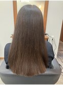 ベージュブラウン