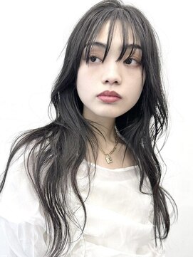 ココ 本八幡(KOKO) 黒髪クラゲヘアーオリーブグレー小顔ココアベージュセミロング