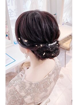 アマレット 東京駅八重洲店(amaretto) 大人めシニョンスタイル