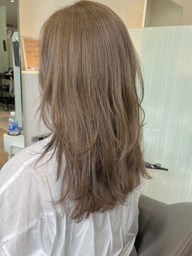 ファースト 泉中央店(first) レイヤーカット ハイライトカラー