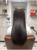 美髪のススメ　暗髪ロングストレート　【新宿/髪質改善/M3D】