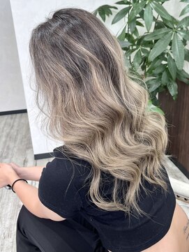 ベルヘアーデザイン 堺東(Belle hair Design) バレイヤージュ/外国人風/レイヤーカット/堺東