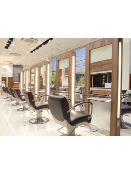 男性に人気のサロン☆どんなスタイルでも、お客様のご要望を最大限お聞きし、理想の髪型に導きます！