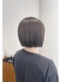 切りっぱなしボブ×グレーベージュ☆