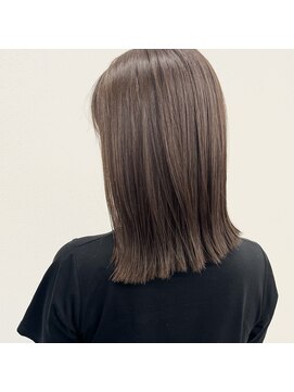 アイビー(ivy) ナチュラルブラウン/ストレートロブ