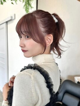 ベル 新宿店(Vel) 顔まわりカット韓国風前髪ありレイヤーカットピンブラウン20代