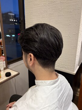 シュヴー 築地(CHEVEUX) 癖毛を活かしたビジネススタイル