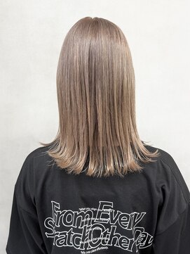 メグロ 相模大野(MEGURO) ミディアムレイヤーカット/大人ガーリー/似合わせカット247