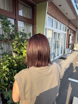 グリーンズ(Greens) ピンクブラウン×外ハネボブ