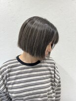 アルティーナプライベート(altina PRIVATE)&nbsp;ミニボブ　グレーハイライト