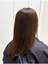 アンジュール ラナリア(1//jour LanaRia)&nbsp;広がり・パサつきを抑えて【艶髪縮毛矯正】