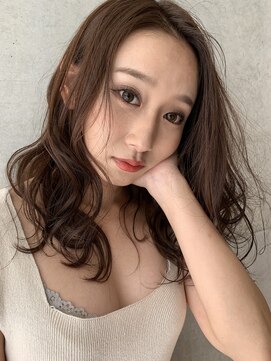 ウィクシー(wixy) 猫っ毛でもかきあげ!ふんわりミディ