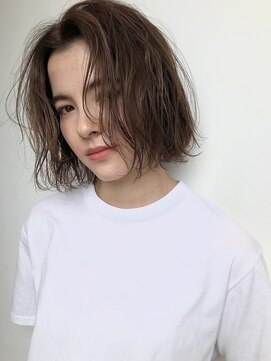 ロビン アンド ダルク(robin&darc) 【代官山】【robin】ベージュニュアンスボブ【サブリミック】