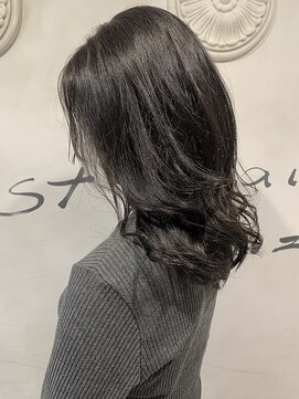 オーストヘアジジ(Aust hair Gigi) ミックス巻きウェーブ×セピアグレージュ