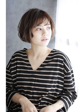 トランクイルバンカ(TRAN9UIL BANCA) 20代30代40代 透明感・くすみTHROWボブ【近江八幡】