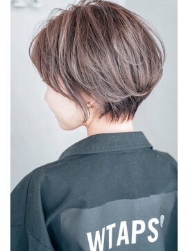 アメリ 新宿(Ameri) Ameri ゆるふわショート 【新宿】