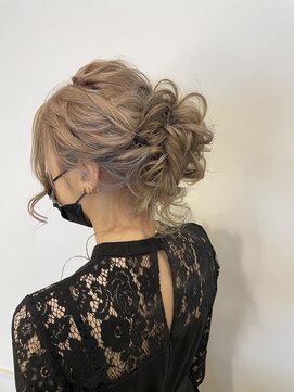 ヘッズ(HEADZ) アップヘア