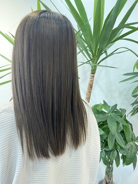 ファン(FAN) 寒色カラー