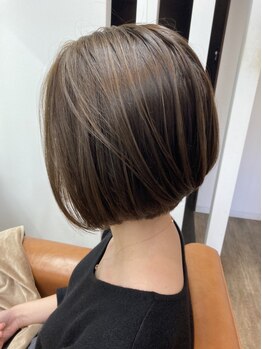 ヘアーアンドネイルトビラ(To villa)の写真/似合わせカットで小顔魅せも◎骨格に合わせた似合わせカットで、扱いやすく再現性の高いスタイルに♪