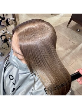 エコル(EKOLU) 大人かわいい!ミルクグレージュ