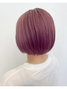 ジイジイ 宇多津店(GIGI) ピンクカラーボブ