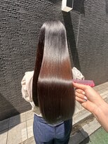 フリージア(freesia)&nbsp;グレージュカラー/フェイスレイヤー/サラ艶ロング