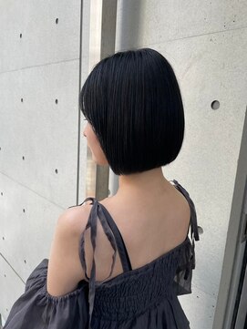 ナンバー リコ 名駅 ジャム 名古屋(N° rico JAM) ネイビーブラック タッセルボブ えりあしボブ 丸みシルエット