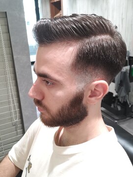 ヨシザワインク バンダイ(YOSHIZAWA Inc. BANDAI) 新潟/万代/バーバー/メンズ専門/フェードカット/スキンフェード