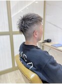 軽めツーブロックショート×ブリーチメッシュ＊