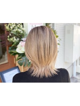 お洒落カラー～白髪染めまで幅広く対応◎居心地良い空間でリラックスしながらなりたいカラーへー