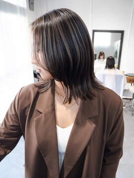 ウルト(ult) ハイライトアンブレラカラー