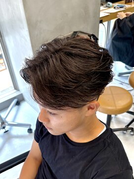 エリマ 調布(elima) 調布メンズニュアンスパーマフェザーパーマセンターパート20代
